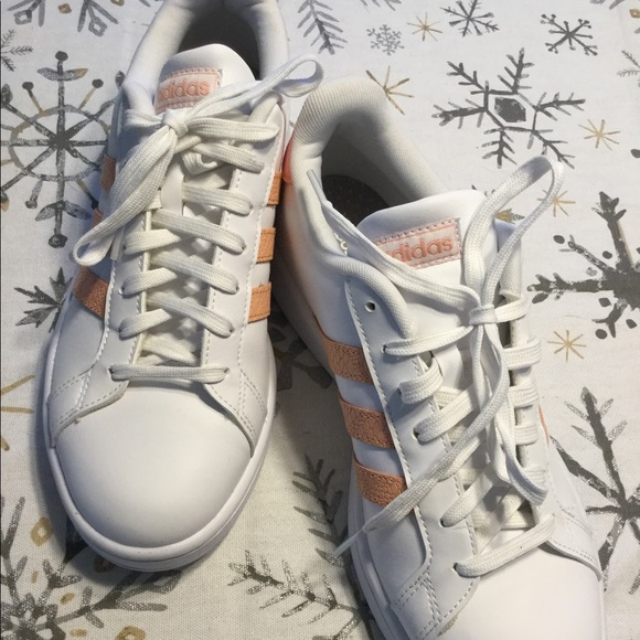 adidas Shoes - Adidas Sneakers Size 10